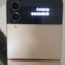 Samsung Galaxy Zflip4 Image 2