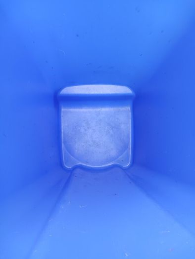 Wheelie bin