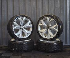 Genuine Set of 4 Volkswagen Prisma Alloy Wheels