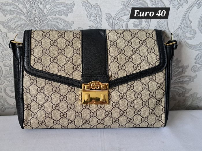 Hand bag