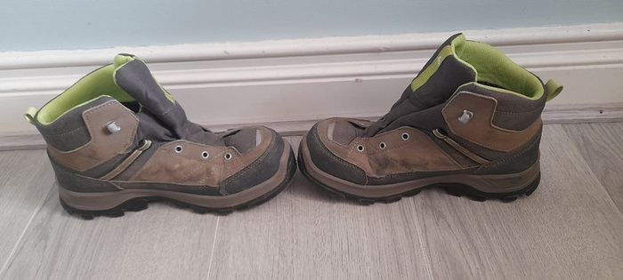 Childrens Hiking  boots
