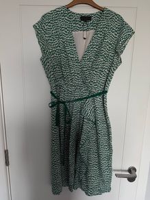 Great Plains Dress - Green & White with Green Belt Size 16