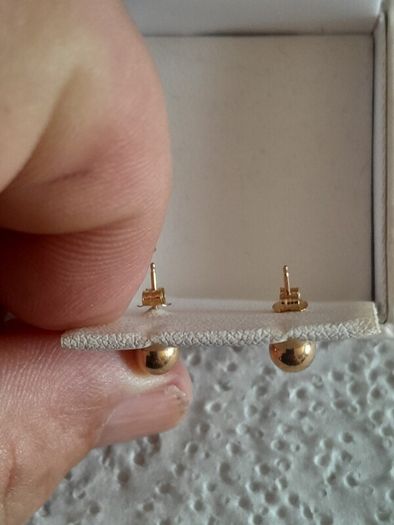 9ct gold earrings