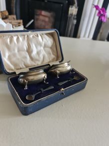 antique sauce pots