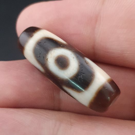 Antique 2 Eyes Himalayan Tibetan Agate Dzi Bead Amulet 29.6mm