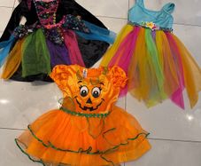 Girls Halloween costumes 2-3 years