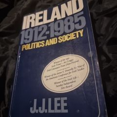 Ireland, 1912-1985: Politics and Society (Paperback)