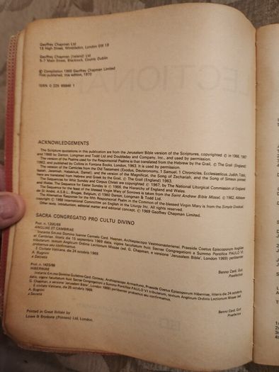 Lectionary. Readers Edition.  Jerusalem Bible Version.large Volume 1970 Paperback In Fair Condition. See Photos For Same.