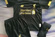 Liverpool 19/20 Bob Paisley , Kids Kit , Size : 3/4 Yrs