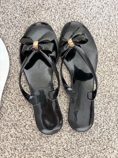 Havaianas plus 2 x Carvela gel flipflops