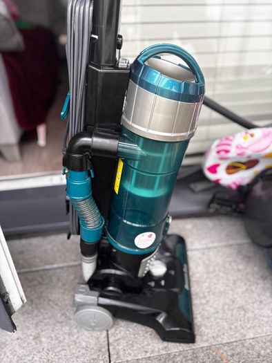 Hoover Breeze Evo Upright Vacuum Cleaner