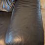 Leather couch Image 7