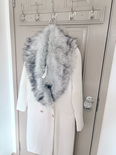New with tags white snow queen coat from river island size 10