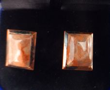 Vintage charming pair of cufflinks.