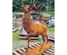 Standing Stag Cast Iron Rusty CH R QY31