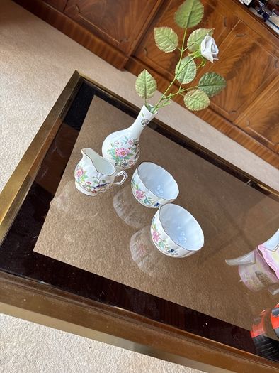 Aynsley jug bowls and mini vase