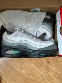 Nike air max size 5.5