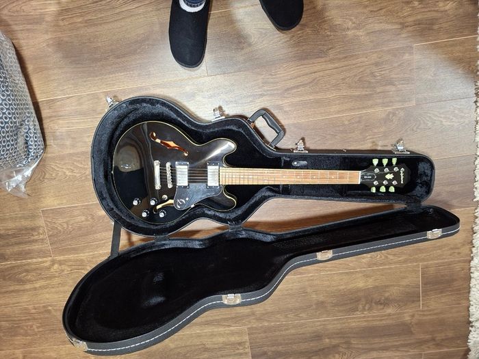 Epiphone ES-339 Black with Hard Case Excellent Guitar