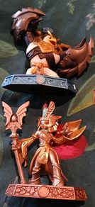Skylanders Imaginators figures Golden Queen and King Pen