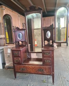 VintageWooden Dressing Table with Triple Mirror