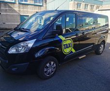 TAXI 9 Seats  for Rent