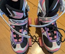 Adjustable Kids Roller Skates (SENHAI Size 1-4)