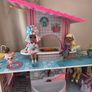 Large L.O.L. Surprise! O.M.G. Wooden House of Surprises Bundle with Dolls & Accessories Image 5