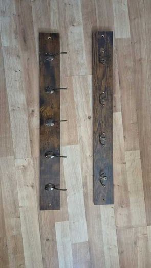 Wooden wall hanger