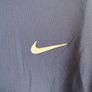 Mans nike top Image 3