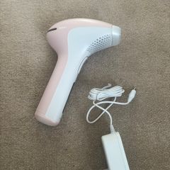 Philips Lumea hair removal system SC2004/11