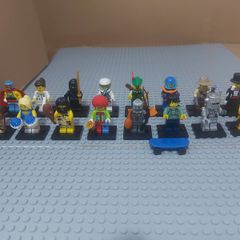 Minifigure, Series 1 (Complete Series of 16 Complete Minifigure Sets)