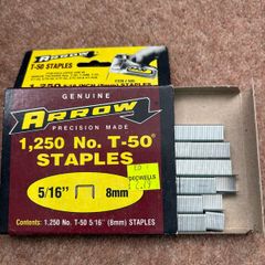 Arrow Staples