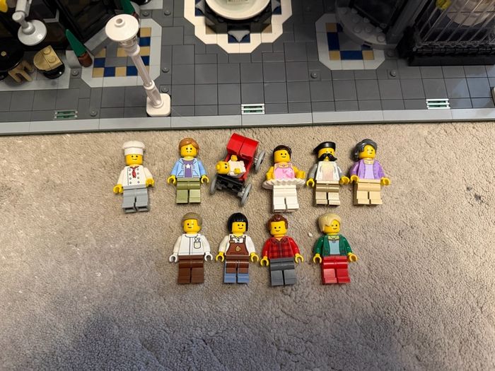 lego assembly square modular 10255