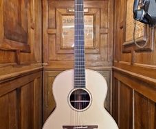 Lowden F-35