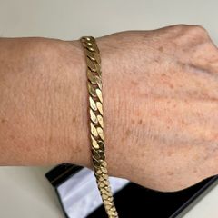 gold bracelet