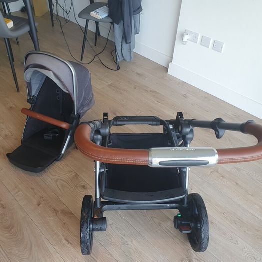 Silver Cross Wayfarer Pram & Pushchair