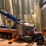 Lego technics 42128 Heavy Duty Tow Truck Image 4