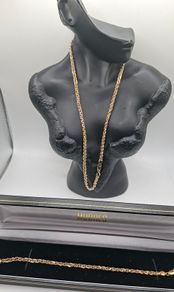 Vintage 9ct gold set