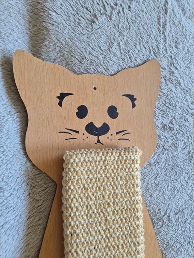 Trixie Cat-Shaped Scratching Board