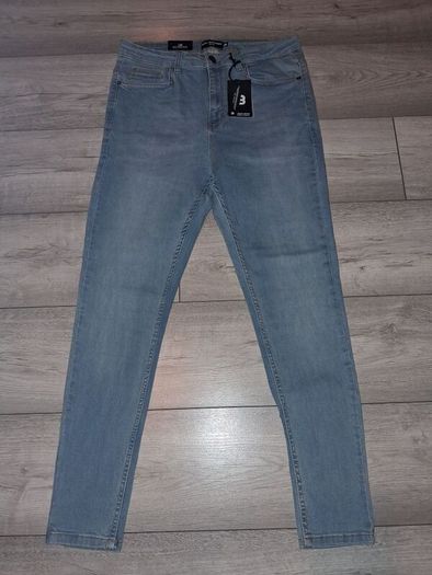 Brand New Bee Inspired Luca Signature Skinny Jeans - Size - 34/30 - 60.00 - Sterling - 78.00 - Euro