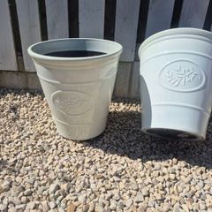 plant pots