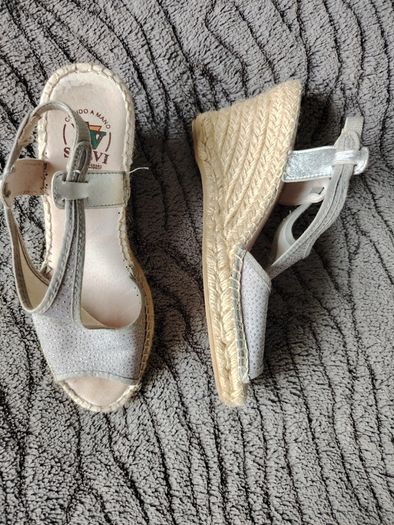 Ladies Salvi Wedge  Size 5