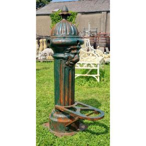 Village Pump Green H240