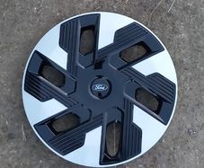 Ford hub caps