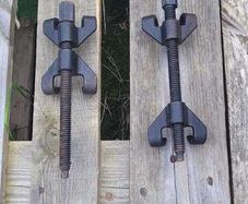 Heavy duty coil spring clamps