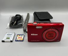 Nikon Coolpix S5200 16MP Digital Camera Red - Full Kit WiFi