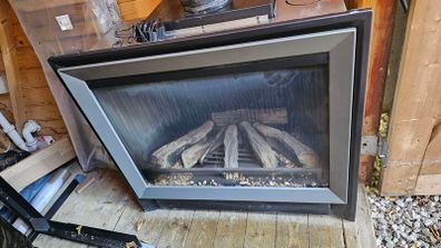 Faber gas fire with remote