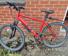 Apollo Phaze Men's Mountain Bike - 27.5" Wheels Red