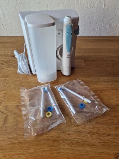 Oral-B oral irrigator (water flosser)