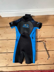 wetsuit short age 5-6